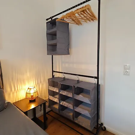 Charmante 2 Zimmer-wohnung Mit Fahrradstellplaetzen Apartamento