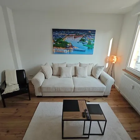 Charmante 2 Zimmer-wohnung Mit Fahrradstellplaetzen Apartamento Coblenza