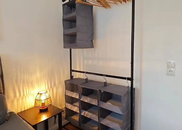 Charmante 2 Zimmer-wohnung Mit Fahrradstellplaetzen Daire