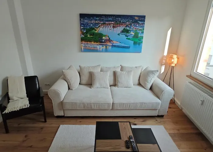 Charmante 2 Zimmer-wohnung Mit Fahrradstellplaetzen Daire Koblenz (Rhineland-Palatinate)